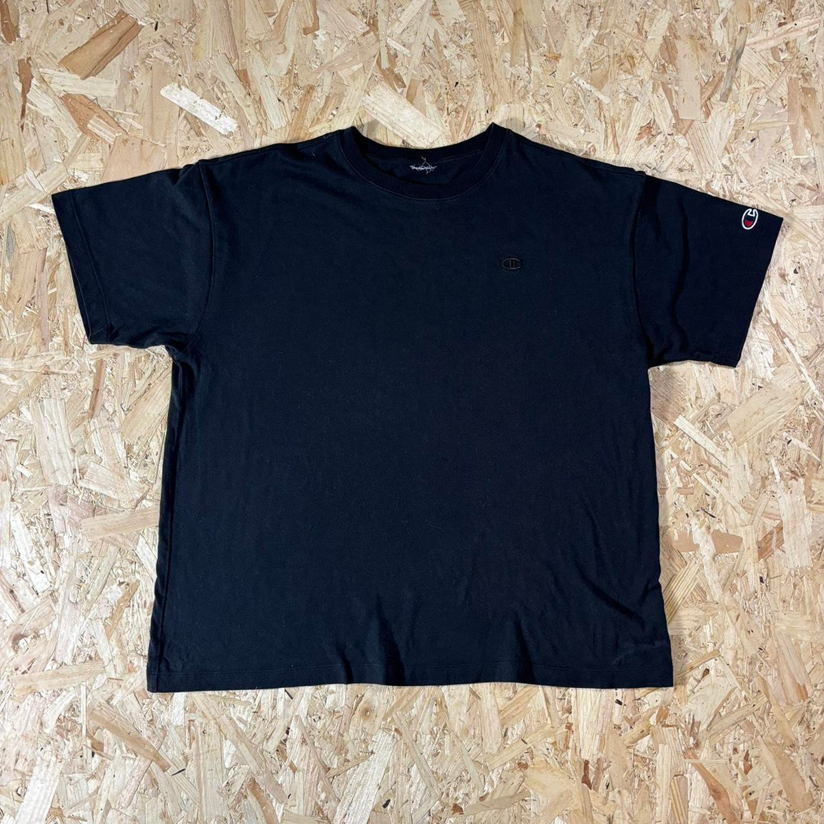 Champion black plain tshirt with logo L