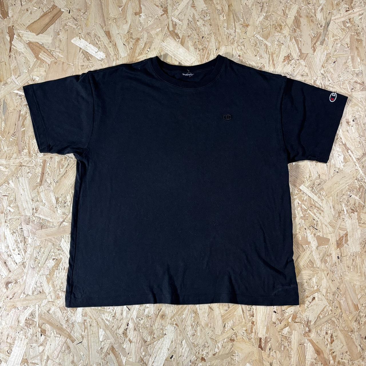 Champion black logo t-shirt size L