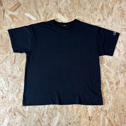 Champion black logo t-shirt size L