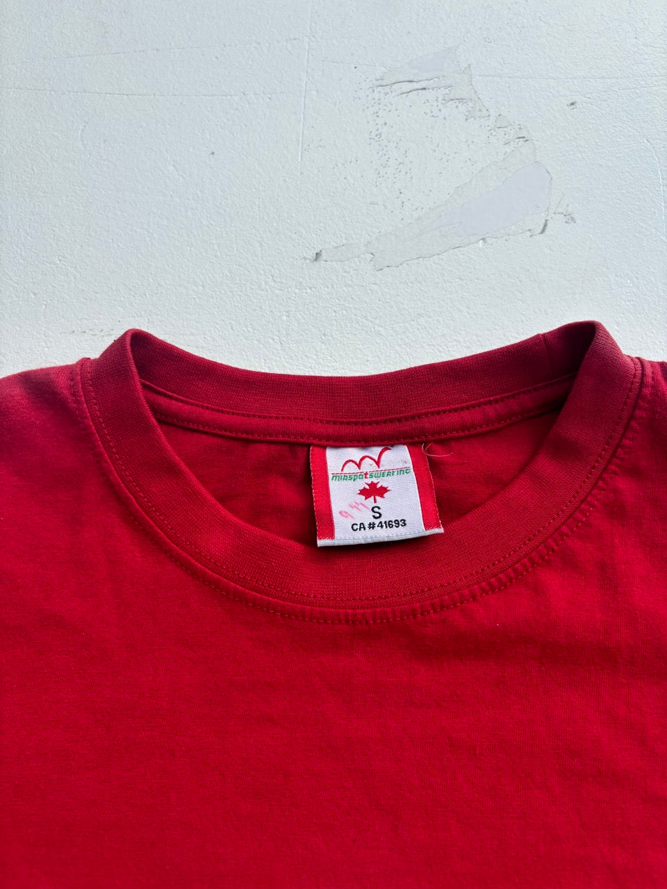 Canada Embroiderd Graphic Tshirt (S)