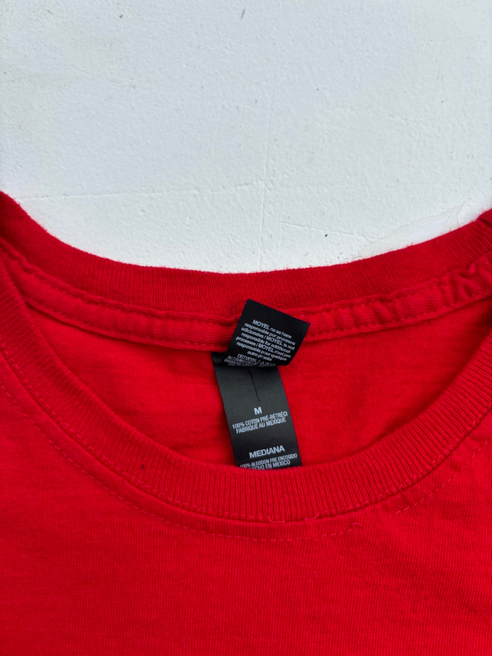 Niagara Falls Red Graphic Tshirt (L)